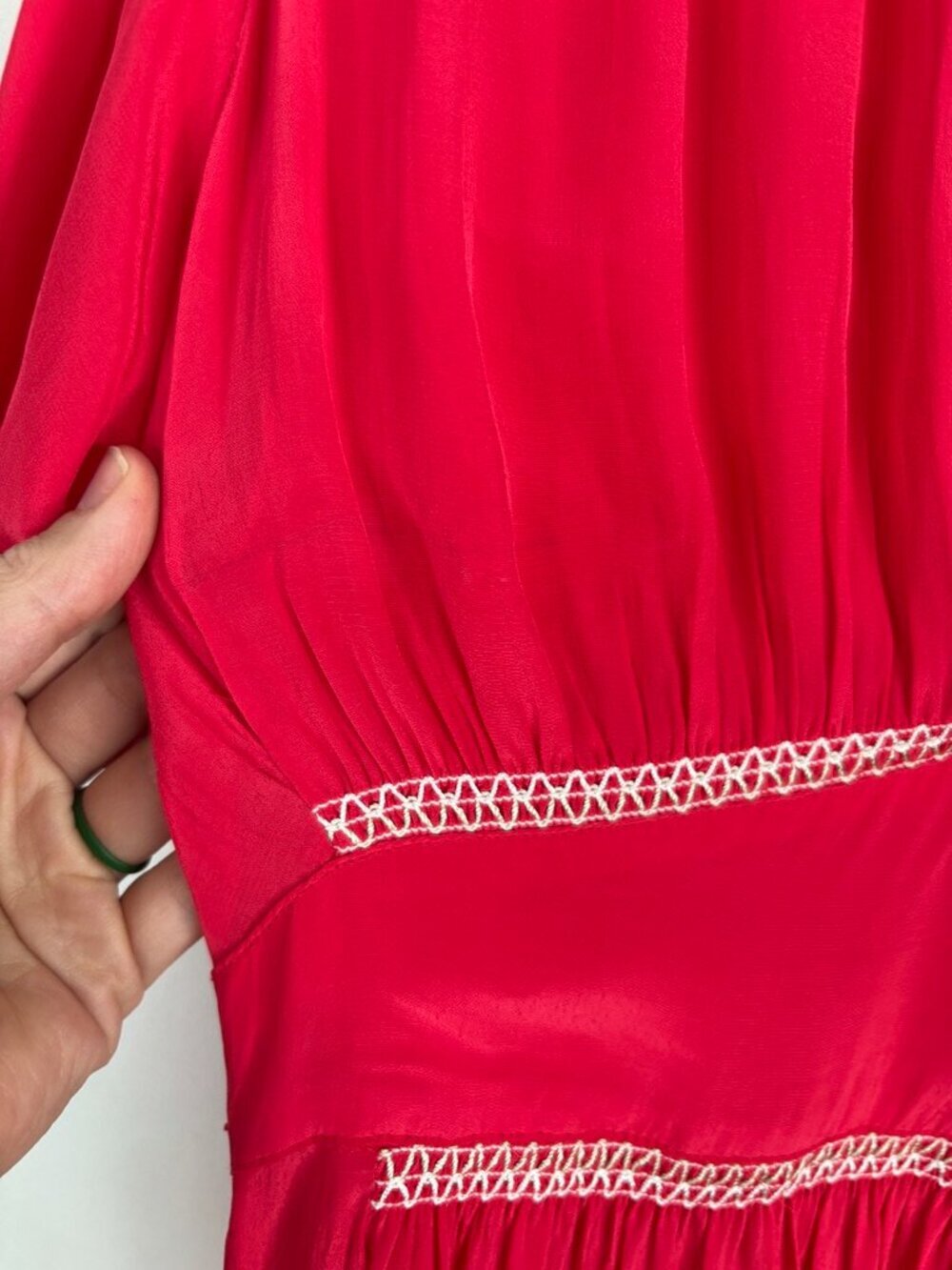 J.Crew Smocked Midi Dress 8 Crepe de Chine Red Peasant Prairie Milkmaid Preppy - Picture 7 of 13
